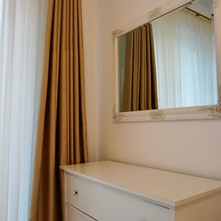 Lägenhet Coresi Zaharia Stancu Luxury 2 *